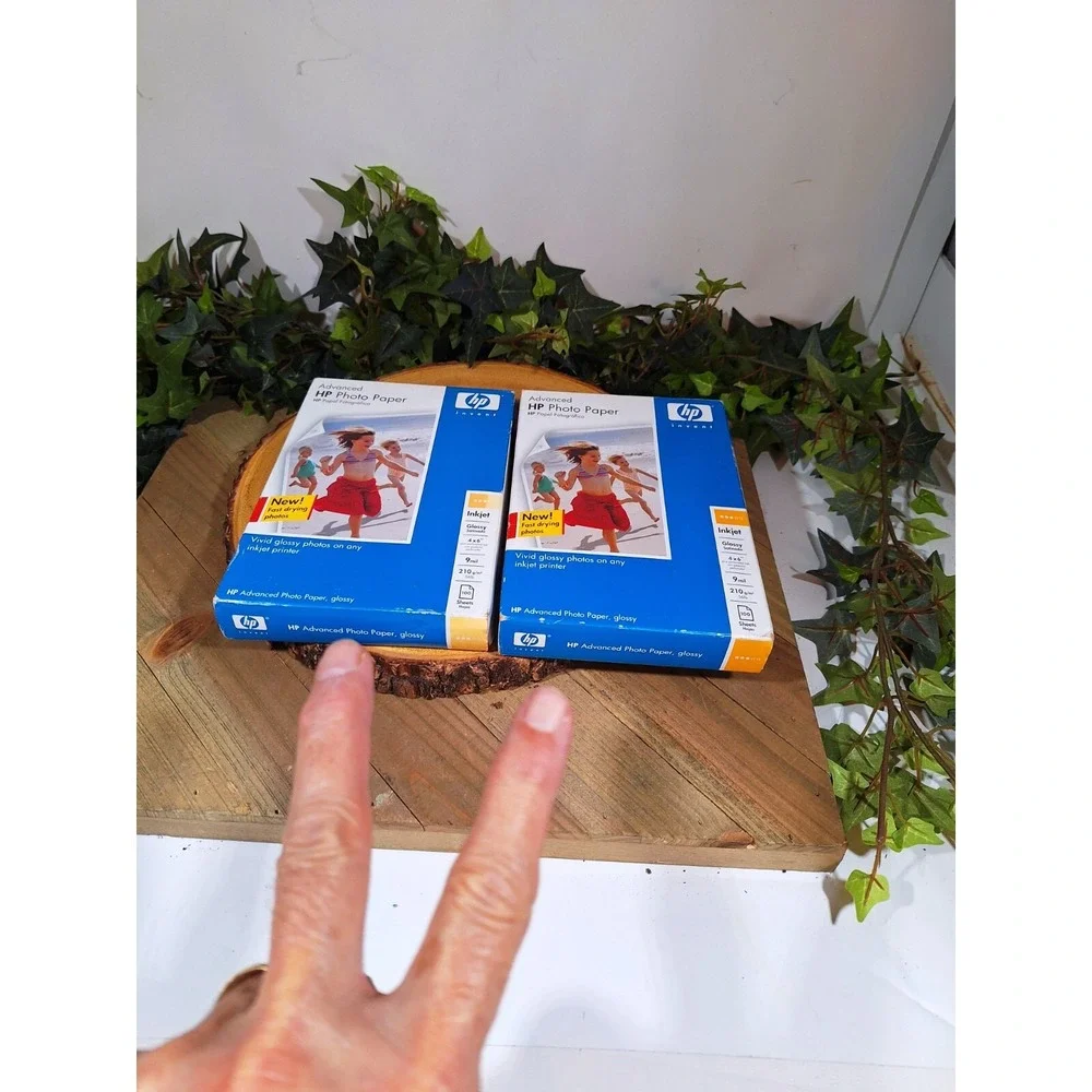 Lot of 2 HP Advanced Glossy Inkjet Photo Paper 100 Sheets 4 x 6